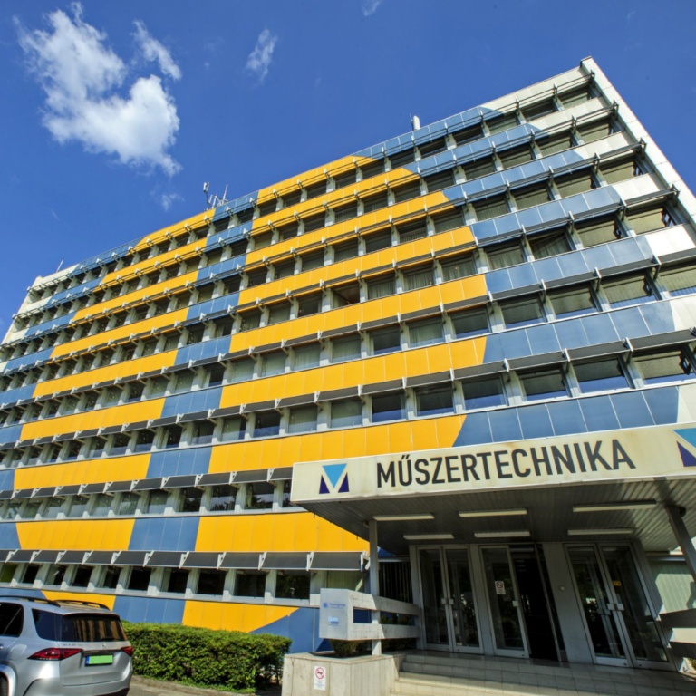 Bravogroup_2020_web---01_Épület_09